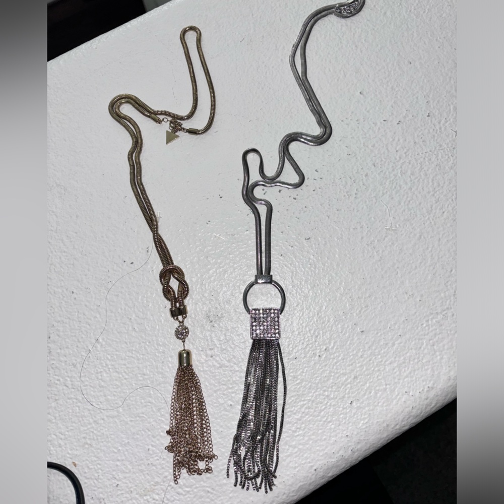 Set 2 necklaces GOLD AND SILVER